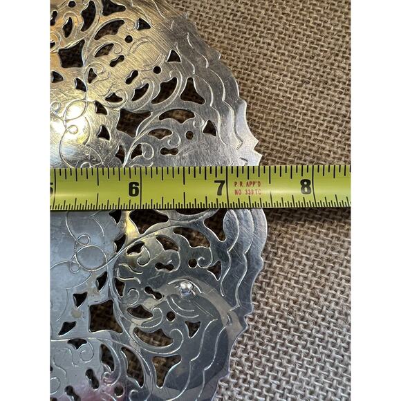 Vintage SILVERPLATE from Italy- Scalloped Edge Kitchen TRIVET - Picture 6 of 9